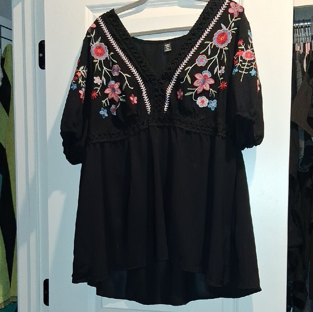 SHEIN Black Blouse with Floral Embroidery